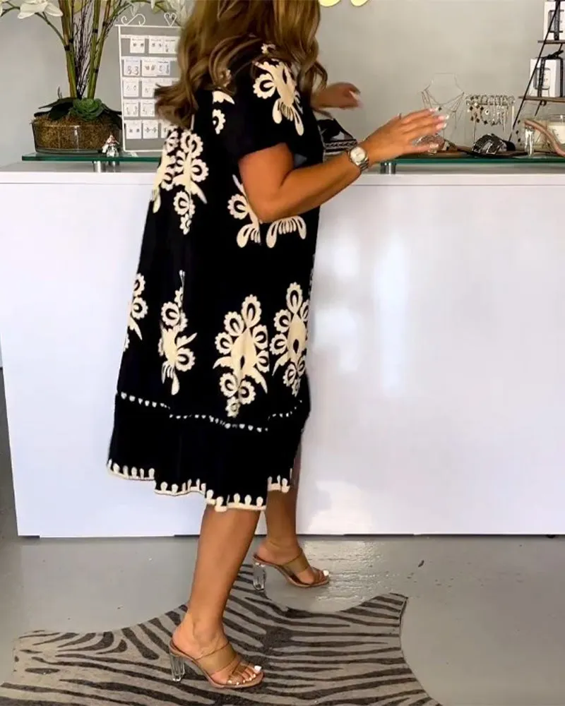 Emilia - Stylish Print Dress
